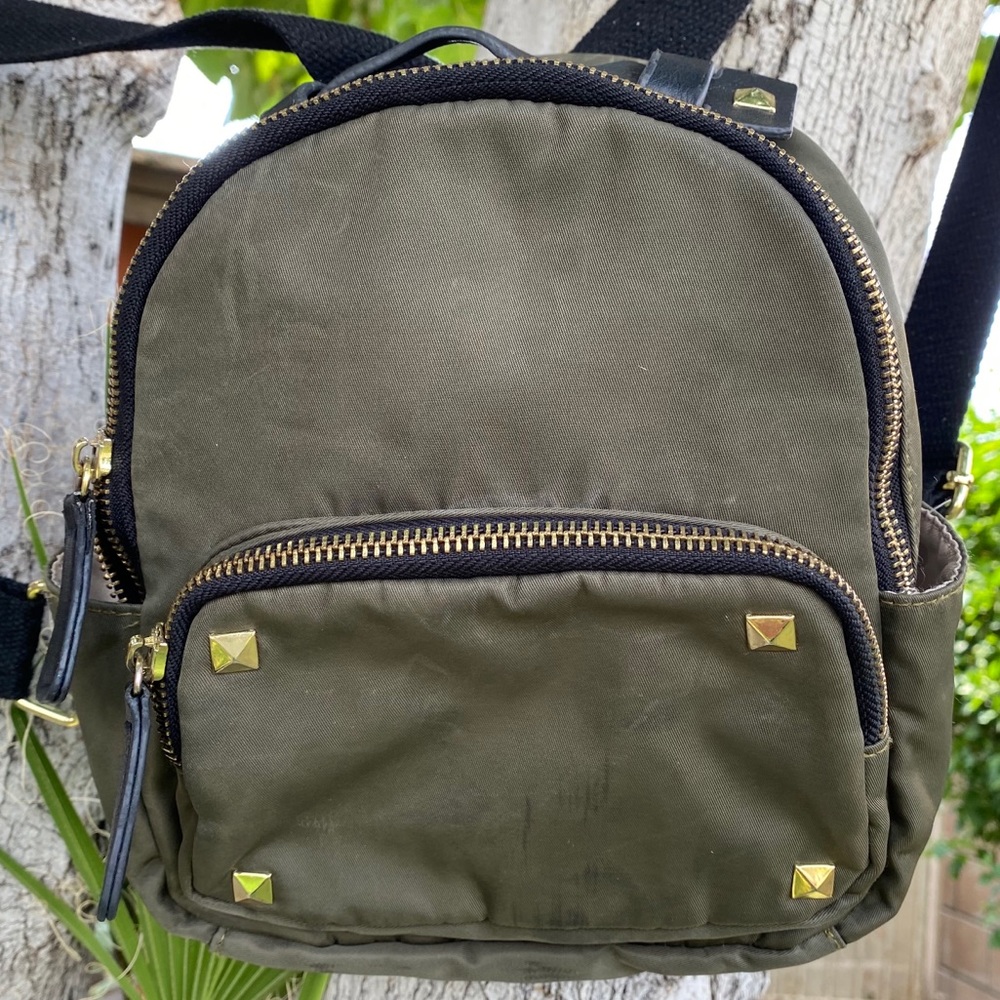 Small Nylon back pack